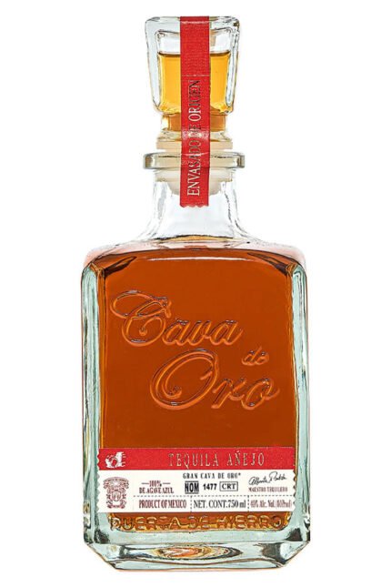 Cava de Oro Anejo 750ML